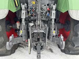 Tractor Fendt 716 Vario 2012 con cabina, 4x4, equipo agrícola en venta, compre ahora - Product Image 2