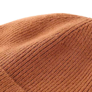 Bonnet en tricot extensible léger avec broderie 3D, doux et chaud, adapté à toutes les tailles de tête, unisexe, adultes, style urbain pour l'hiver - Product Image 6