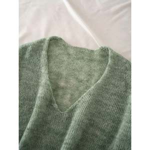 Pull en laine mérinos à épaules dénudées pour femme, pour l'automne et l'hiver - Product Image 3