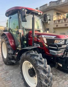 2023 Mahindra Novo รถแทรคเตอร์755ล้อพร้อม4WD 74hp กระท่อม AC อายุการใช้งานยาวนาน4X4เครื่องยนต์ & 180hp 160hp เกียร์75hp กำลังไฟที่ได้รับการจัดอันดับ - Product Image 5