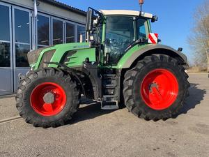 Tracteur agricole Fendt 828 Vario de haute qualité puissant et efficace - Product Image 2