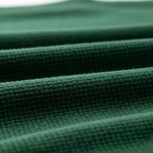 เสื้อยืดผู้ชายน้ำหนักเบา เนื้อผ้านุ่มลื่น แขนสั้น เหมาะสำหรับใส่ลำลองทุกวัน สไตล์สตรีท และสามารถสกรีนโลโก้ได้ - Product Image 5