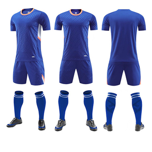 Vente en gros de kits de football personnalisés Tissu à séchage rapide haute performance Fabricant d'uniformes de football pour équipes professionnelles - Product Image 3