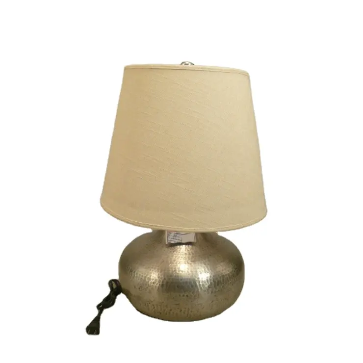 Lâmpada de mesa metálica banhada em níquel, lâmpada para casa, hotel e restauradores com diferentes lâmpadas de luz