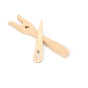 Nouveauté Aiguilles à tricoter Bâton de fil en bois fabriqué à la main Crochets polis naturels pour coudre du tissu de laine - Product Image 4