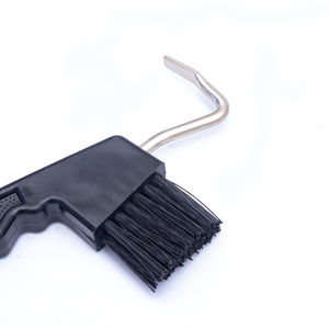 Outil d'équipement de toilettage de cheval de qualité originale pic à sabot de cheval avec manche en plastique et brosse brosse à sabot - Product Image 3