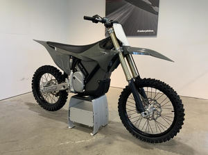 Auténtico 2024 buen estado 80 HP 6,5 kWh Starks Vargs-Dirt bike eléctrica y Enduro Dominator - Product Image 2