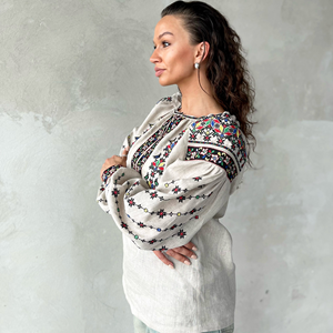 Blusa étnica informal para mujer, blusa ucraniana bordada a mano con cuello entallado de manga larga - Product Image 5