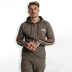 Vente en gros Logo personnalisé Ensemble de pantalons de survêtement à capuche en coton vierge de style urbain pour hommes Survêtements pour hommes - Product Image 3