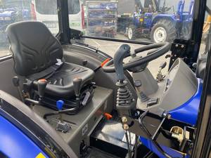 Envío Gratis Nuevo Tractor Compacto 4x4 M404 TE de 40HP, Diésel 1.8L, Transmisión Sincronizada 8F+8R, Hidráulica de 38 L/min y Elevación de 1,280 kg - Product Image 4