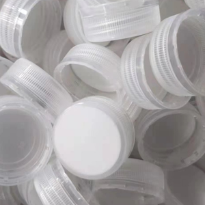 Tapas de botellas de agua con tapa de rosca transparente de 38mm de plástico PP de Color personalizado para botellas de bebidas de jugo de plástico PET fábrica Vietnam - Product Image 5