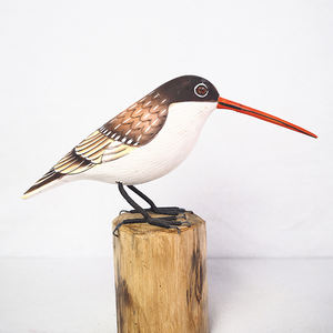 Catégorie de produits Figurine en bois marron fait à la main pour jardin ou décoration extérieure à la maison Caractéristiques Panneaux muraux et boîtes Artisanat en bois - Product Image 1