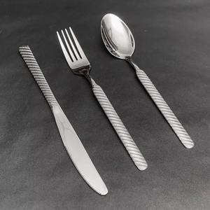 Juego de cubiertos de plata de nuevo diseño para fiesta Juego de cubiertos portátil de vajilla de acero inoxidable - Product Image 5