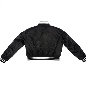 Blouson Bomber en Satin Personnalisé Haut de Gamme Brillant Léger Style Universitaire Bordure Côtelée Personnalisable Streetwear Imperméable - Product Image 4