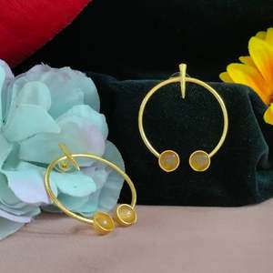 Pendientes de gota de piedra moissanita con diseño de círculo versátil y ligero brillante moderno y elegante mezcla perfecta de moda simple - Product Image 4