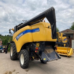 Achetez la moissonneuse-batteuse New Hollands CX7090 Livraison rapide Solution de récolte efficace de qualité supérieure pour les agriculteurs - Product Image 5