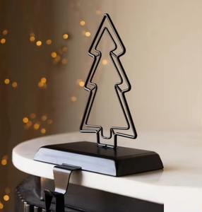 Accent métallique durable d'arbre de conception câblé noir unique pour la décoration artistique de vacances d'affichage et les intérieurs de maison contemporains - Product Image 6