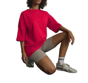 เสื้อยืดคอกลมสำหรับผู้หญิงแขนสั้นลำลองฤดูร้อนผ้าโพลีเอสเตอร์สีพื้นทรงโอเวอร์ไซส์ - Product Image 5