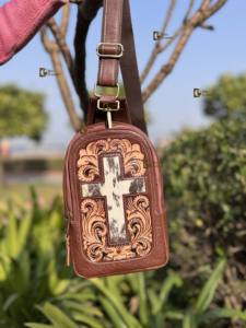 New Arrival Stylish Trending Multi-Use <b>Hand</b> Tooled Leather Shoulder <b>Bag</b> Easy <b>Carry</b> Zip Travel Hair Hide Fur Fashionable Handbag - Product Image 2