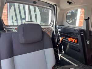 USADO LHD/RHD 2019 CITR0EN BERLING0 - Product Image 2