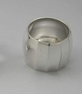 Rond de serviette design fait à la main fabricant indien ronds de serviette en aluminium centre de table en métal ronds de serviette décoratifs - Product Image 4