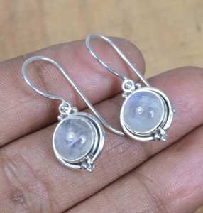 Pendientes de piedra lunar de arcoíris blanco en plata de ley 925 hechos a mano junio piedra natal joyería regalo para ella - Product Image 3