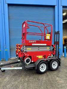 รถยกกรรไกรไฟฟ้าไฮดรอลิก Swift 1932-L ความสูงสูงสุด 12.2 เมตร รับน้ำหนักได้ 1000 กิโลกรัม ระยะฐานล้อ 10.5 เมตร โครงสร้างอลูมิเนียมอัลลอย - Product Image 1