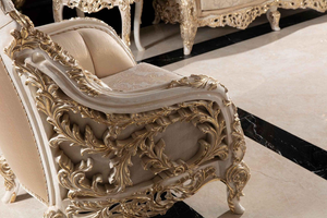 Fauteuil d'appoint en bois sculpté doré de style royal antique pour salon, fauteuil en velours capitonné pour style palais - Product Image 3