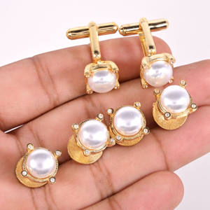 Ensemble de boutons de manchette et de boutons de kurta en laiton plaqué or avec zircone cubique, bijoux ethniques élégants pour mariage, bijoux de luxe pour marié - Product Image 3