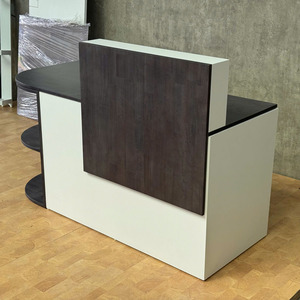 Mostrador de Recepción Moderno y Lujoso en Forma de L, Madera Natural BLT68019, Duradero y Ajustable, para Hoteles, Gimnasios, Escuelas, Spas, Hospitales, Oficinas y Centros Comerciales - Product Image 4