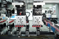 Machine de perçage CNC entièrement automatique à double poste de travail 14 rangées pour panneaux d'armoires et de placards