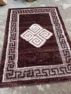 Alfombra peluda americana Alfombra con patrón abstracto de la mejor calidad Lavable Reversible para uso doméstico para adolescentes Hecho de seda de poliéster - Product Image 3