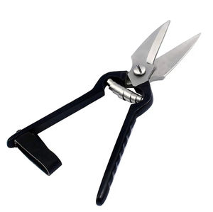 High Quality Veterinary Use Stainless Steel Foot Shearing <b>Scissors</b> for Red Sheep and Goat Hoof Trimming with Serrated Blades - Product Image 1