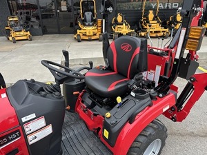 Tractor Agrícola MAHINDRA 1120HST 2025 de 24HP con Motor, Caja de Cambios y Bomba - Product Image 6