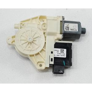 MOTOR ELÉCTRICO PARA VENTANA DELANTERA DERECHA ALFA ROMEO Serie Giulia (952_) 0130822922 (16>) - Product Image 1