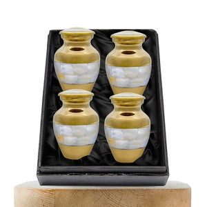 Urne souvenir en aluminium à prix abordable pour les cendres de crémation avec un design durable qui combine beauté, élégance et longévité - Product Image 5