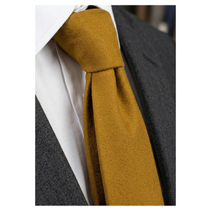 Corbata de Moda Italiana 100% Microfibra Color Amarillo Mostaza para Decoración Masculina - Product Image 1