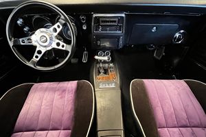 Chevrolet Camaro Coupé 1968 d'occasion en excellent état, boîte manuelle 4 vitesses, V8 de 396 pouces cubes, restauré, avec système de sonorisation intégré - Product Image 5