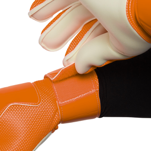 Guantes de portero GK Premium de alta calidad para todas las estaciones Material de PU de látex de corte tradicional para partidos y entrenamientos al aire libre - Product Image 4