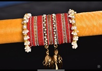 Nouveaux ensembles de bracelets élégants pour femmes en alliage de cuivre, style mariage, avec pendentifs Jhumka faits à la main, longueur 20 cm