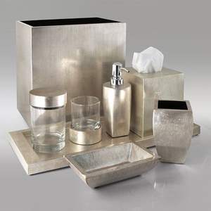 Ensemble de salle de bain en métal élégant pour une collection d'accessoires de salle de bain haut de gamme, améliorant l'intérieur avec un attrait moderne - Product Image 1