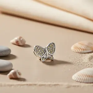 Pendentif papillon en argent 925 avec pierres CZ jaunes, charme religieux fait à la main pour femmes, plaqué or rhodié - Product Image 3