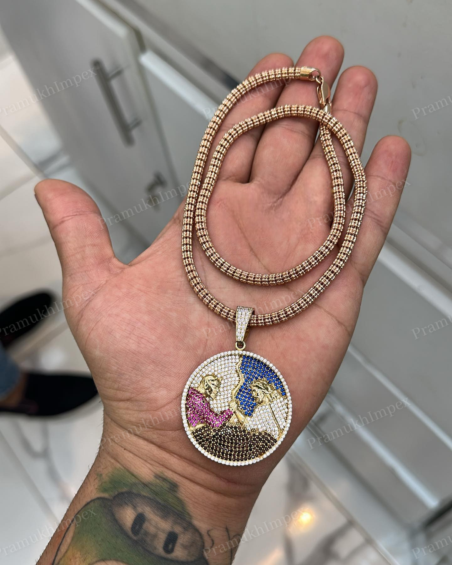 สีเหลือง