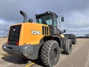 Offre Spéciale – Chargeuse sur pneus compacte d'occasion Case 721G, 90 % neuve, d'origine américaine, avec fourche, mini-chargeuse compacte sur pneus - Product Image 3