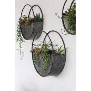 Simple Standard Designer Luxurious Quality Metal High Grade Gold Plated Round Shape <b>Hanging</b> Pots And <b>Planters</b> In Cheap Price - Product Image 2