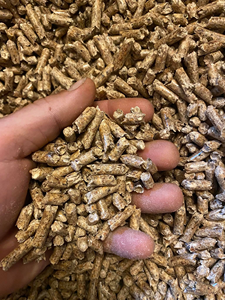 Nouvelles granulés de bois premium 6 mm EN Plus A1 en sacs de 15 kg – Granulés de bois, produits chimiques, produits chimiques énergétiques - Product Image 4