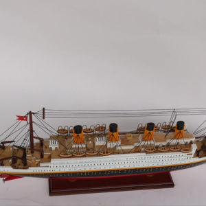 LE FABRICANT GIA NHIEN APPROUVE UNE CONCEPTION PERSONNALISÉE MODÈLE À BASSE quantité minimale de commande BATEAU DE CROISIÈRE RMS TITANIC DE HAUTE QUALITÉ - Product Image 1