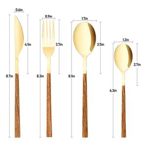 Ensemble de couverts de style vintage avec manche en bois et couverts élégants au fini argenté pour les repas, les événements et les cadeaux. - Product Image 2