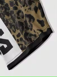 เสื้อฟุตบอลเซ็กซี่แบบผ่าหน้าพร้อมพลอยเทียมเสื้อสตรีทตาข่ายแบบยาวแต่งโลโก้ได้ตามต้องการ - Product Image 5