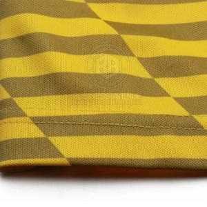 T-shirt de sport en tissu extensible et durable, léger, confortable et au style élégant - Product Image 5